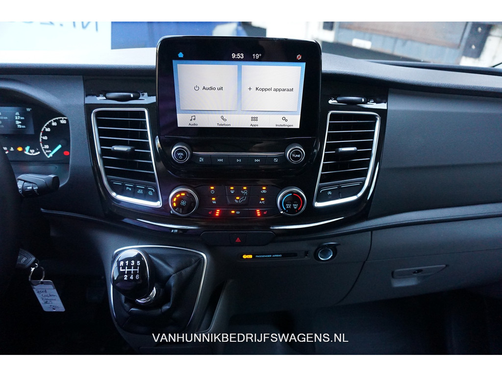 34761565-ford-transit-custom-13