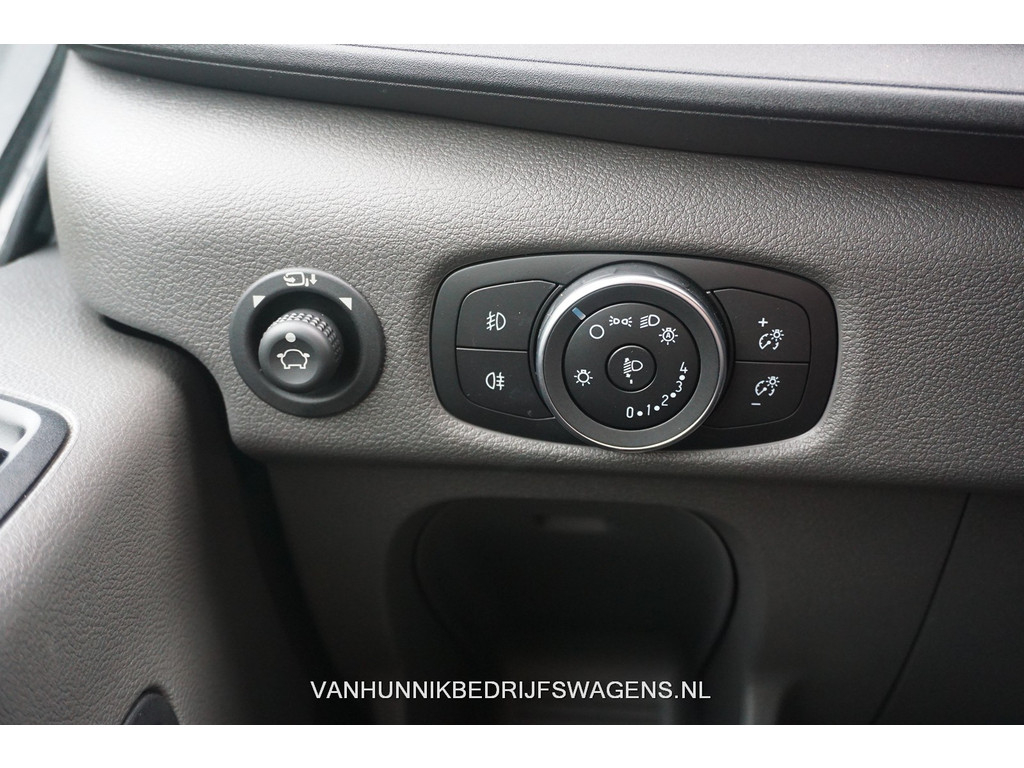 36588065-ford-transit-17