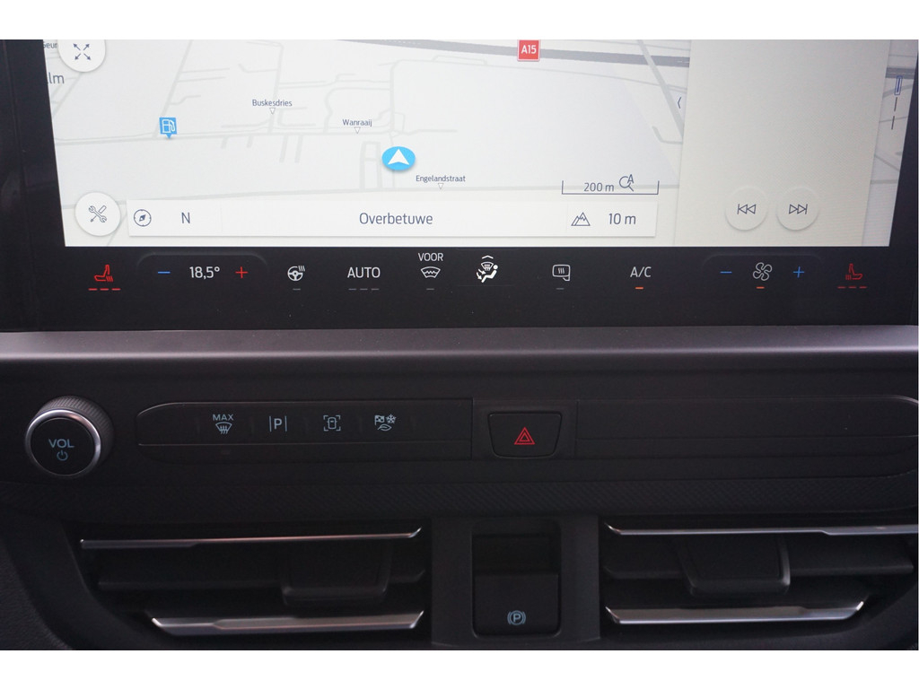 37358810-ford-transit-custom-12