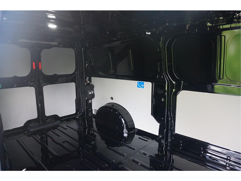 37500485-ford-transit-custom-8