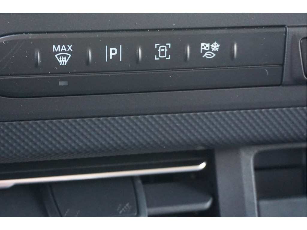 37584581-ford-transit-custom-15