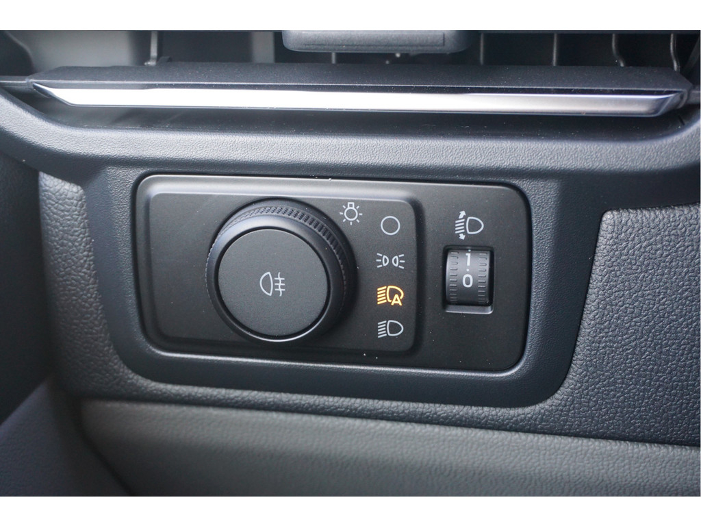 37723944-ford-transit-custom-16