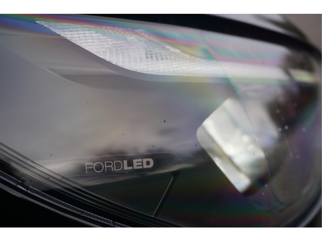 39603895-ford-transit-custom-18