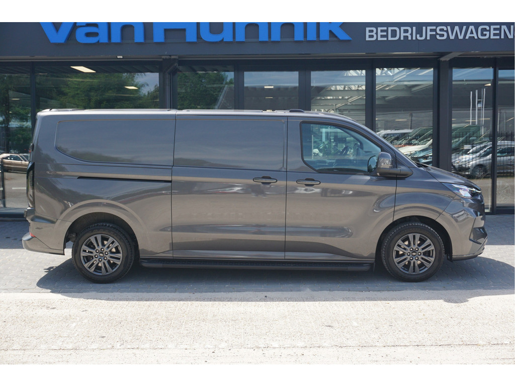 40244825-ford-transit-custom-5