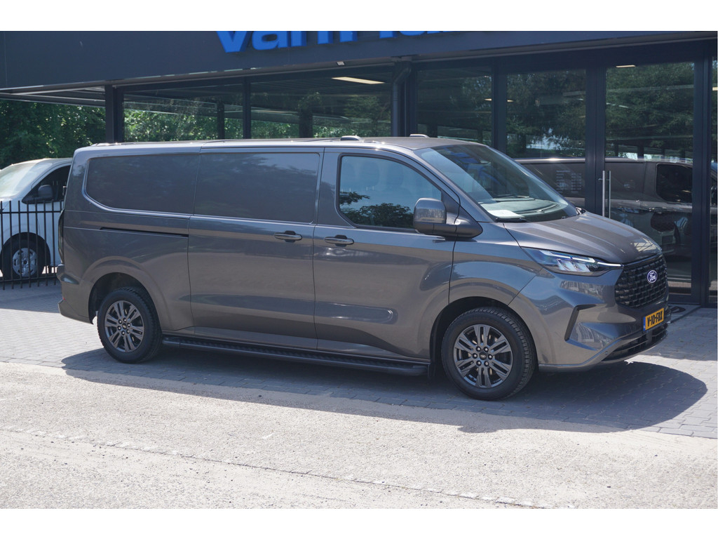 40244825-ford-transit-custom-6