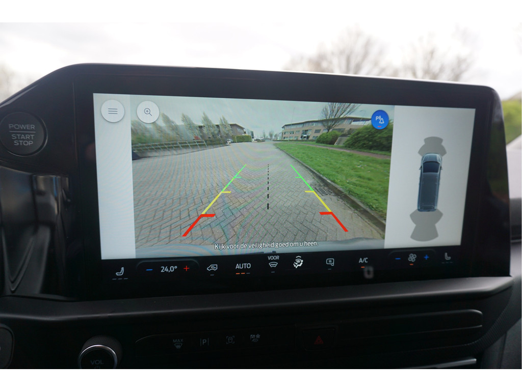 40663990-ford-transit-custom-12