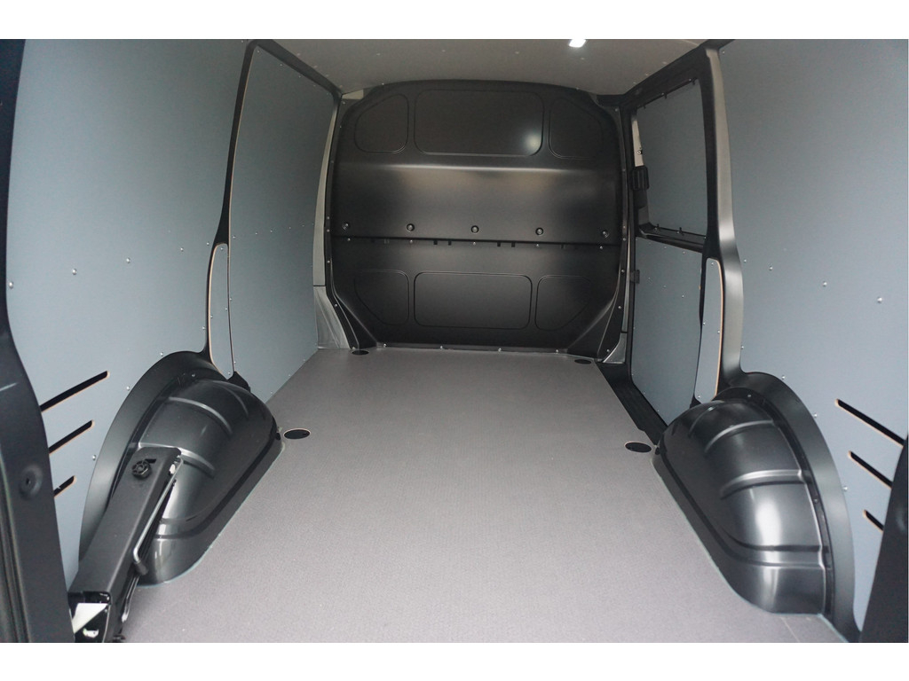 41241034-volkswagen-transporter-7