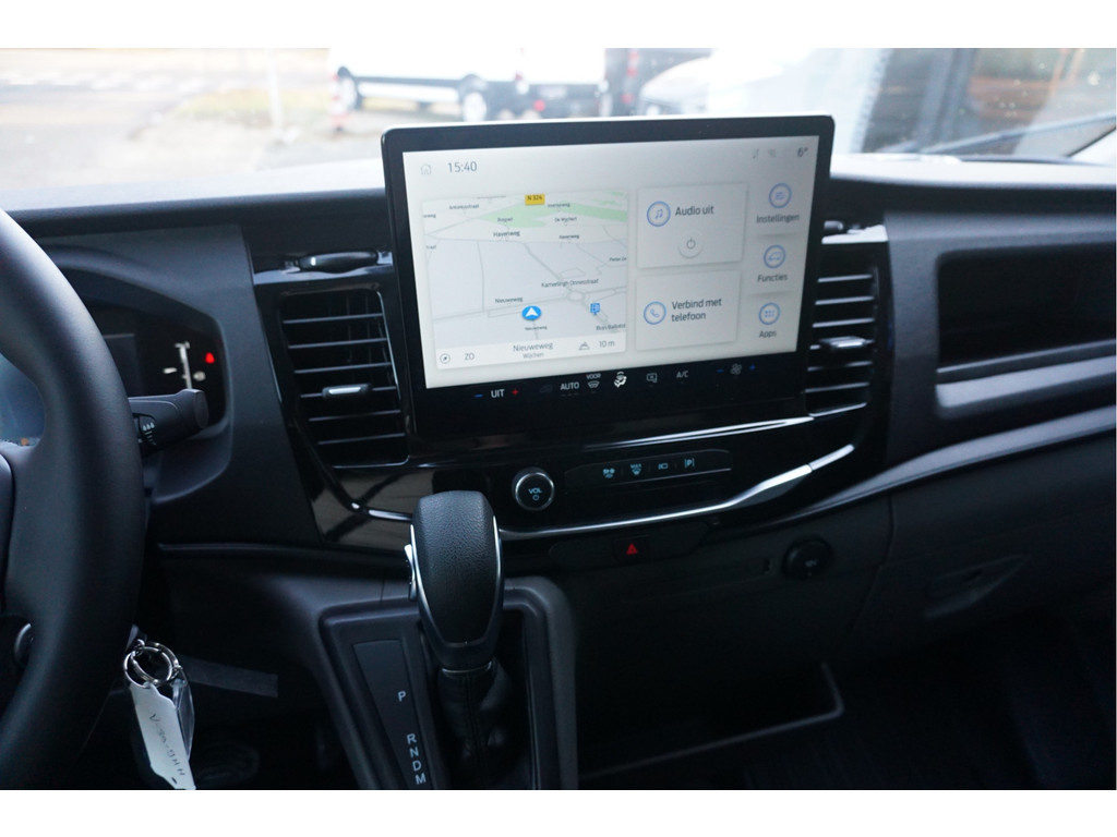 42123803-ford-transit-14