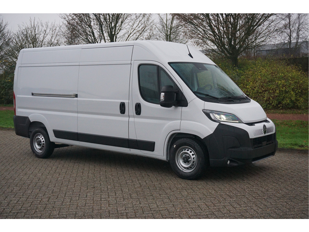 42129001-citroen-jumper-7