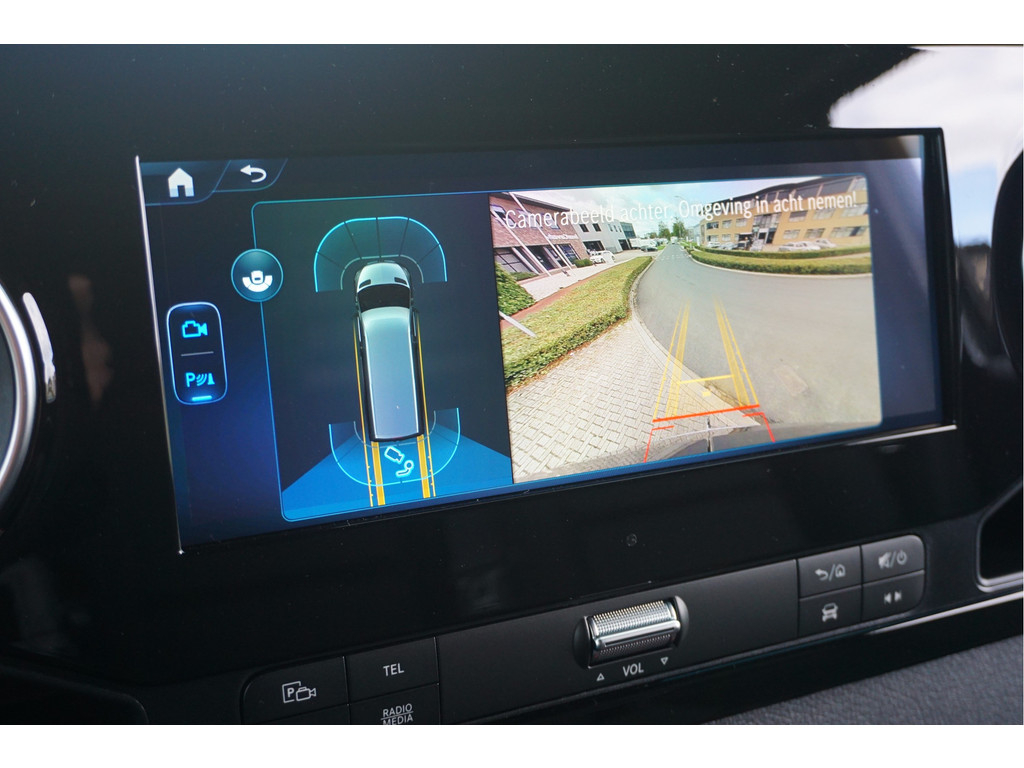 42172527-mercedes-benz-sprinter-11