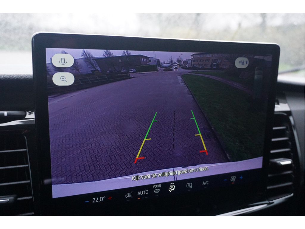 42212975-ford-transit-12