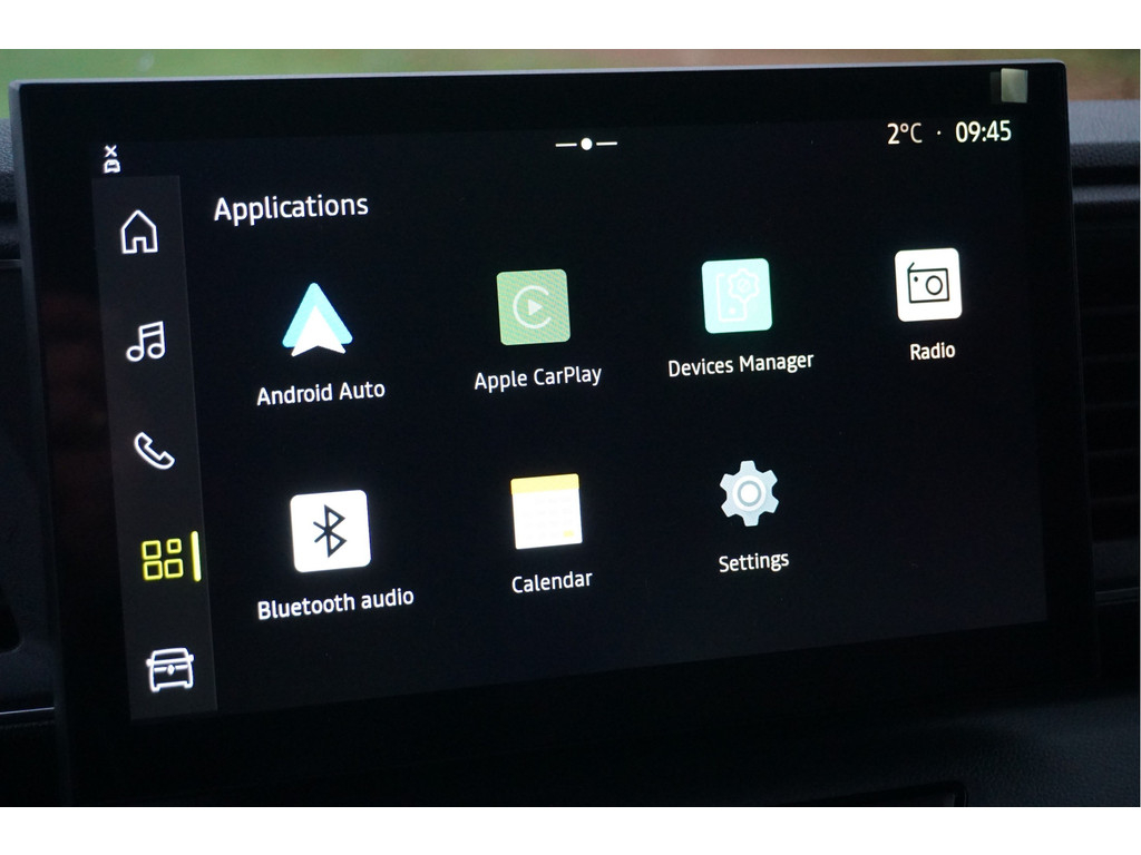 42916529-renault-master-11