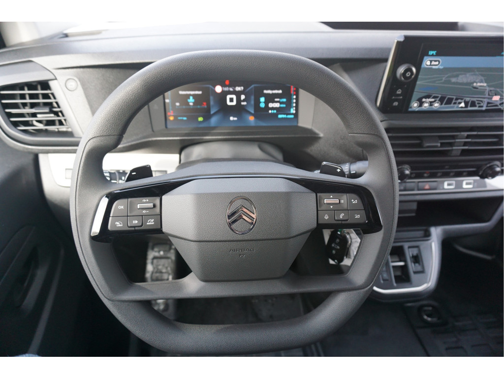 42948344-citroen-jumpy-10