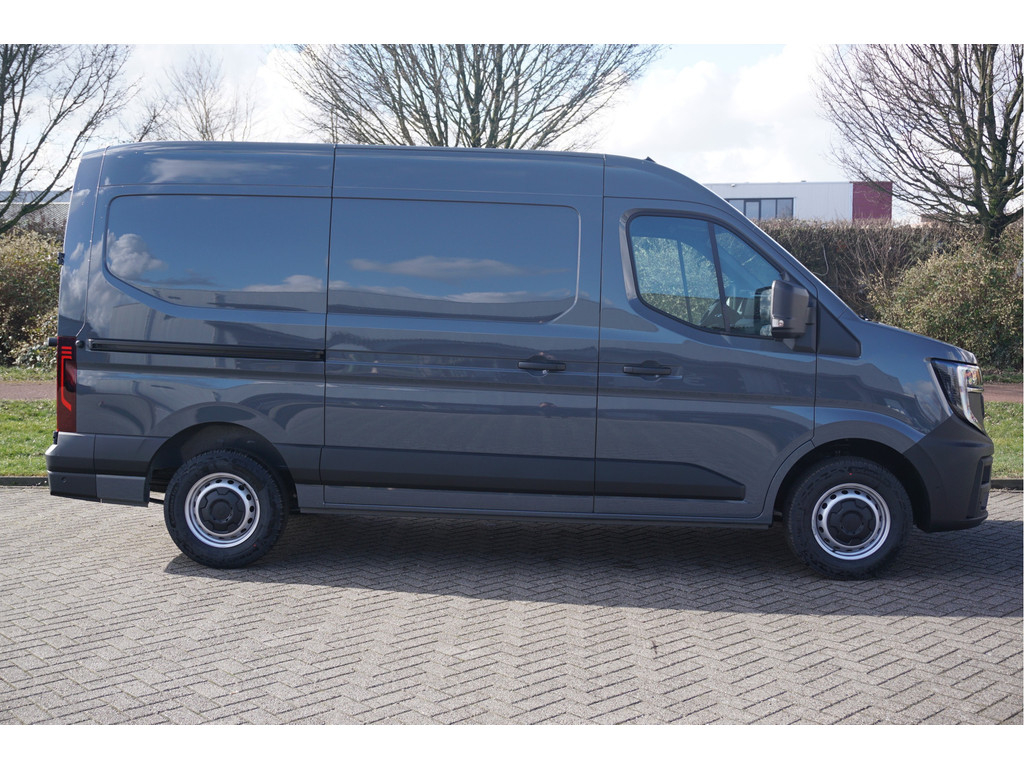 43005188-renault-master-6
