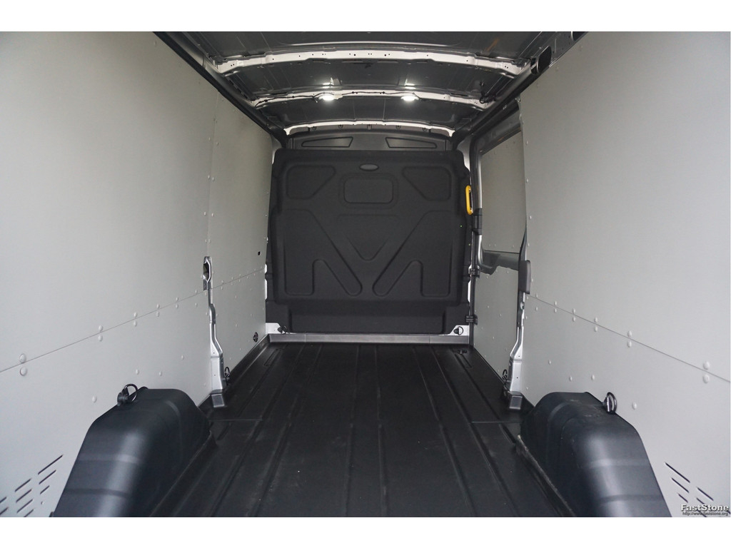 43572622-ford-transit-7