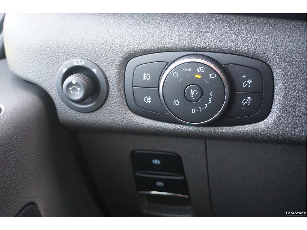 43573639-ford-transit-19