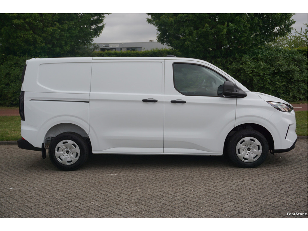 44750605-ford-transit-custom-5