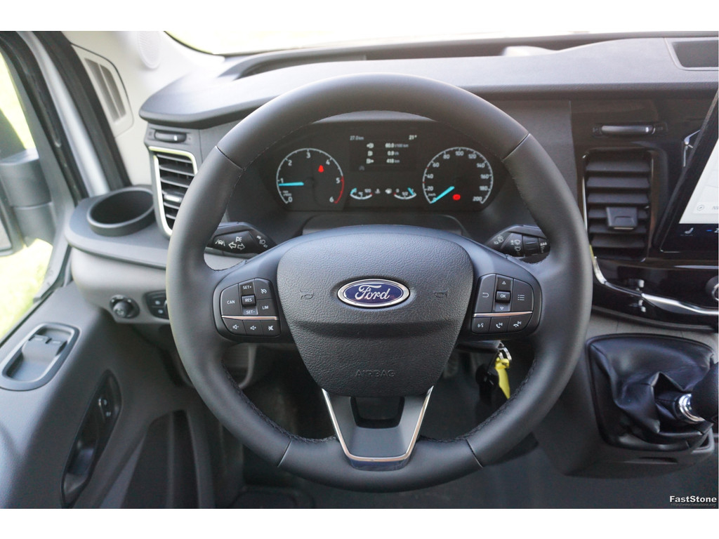 45143311-ford-transit-11