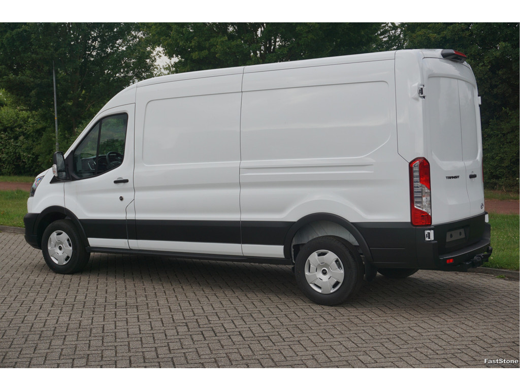 45257266-ford-transit-3