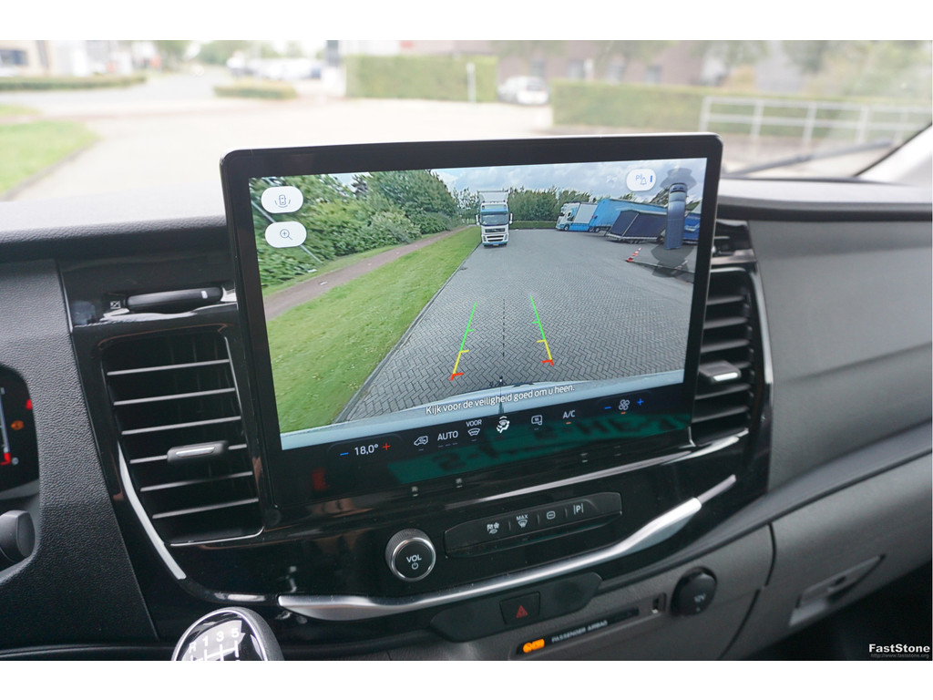 45257316-ford-transit-13