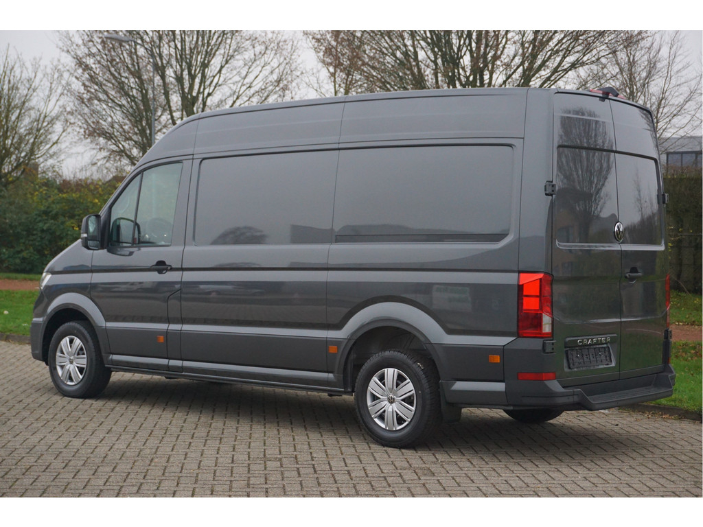 45748156-volkswagen-crafter-3