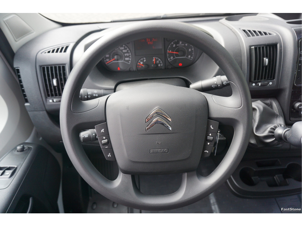 46424895-citroen-jumper-9