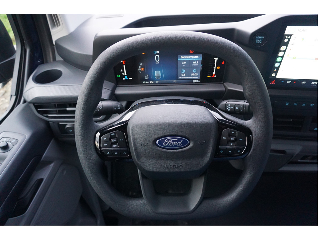 47088143-ford-transit-custom-10