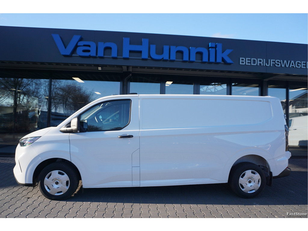 47088143-ford-transit-custom-2