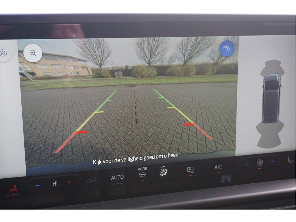 47089104-ford-transit-custom-12