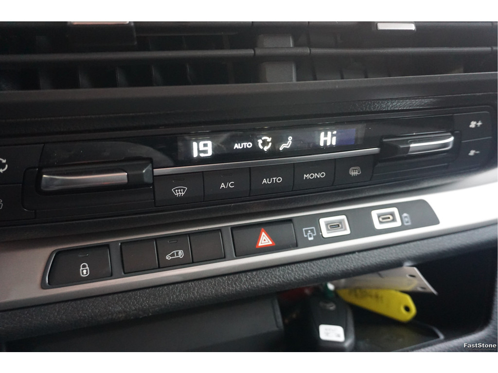 47447186-citroen-jumpy-13