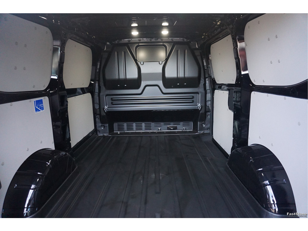 47942334-ford-transit-custom-7