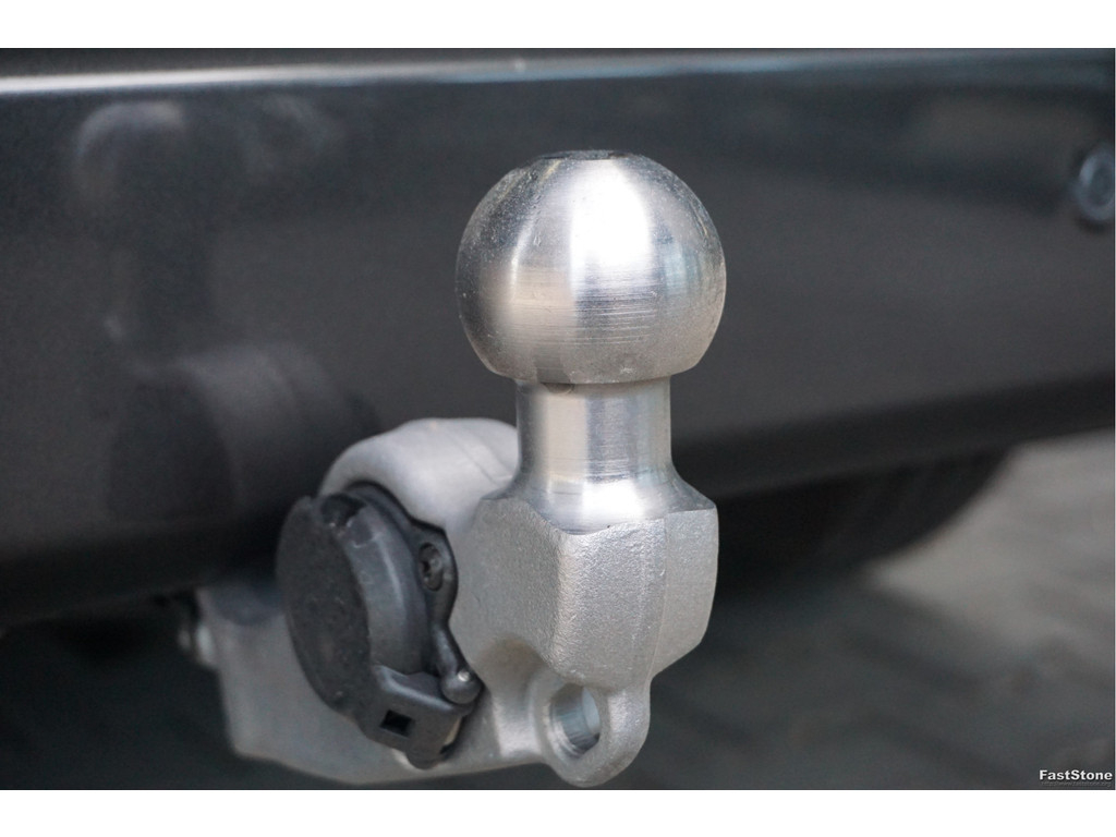 47942376-ford-transit-custom-21