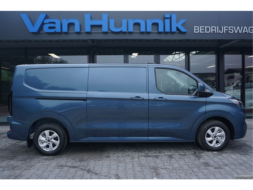 47966592-ford-transit-custom-5