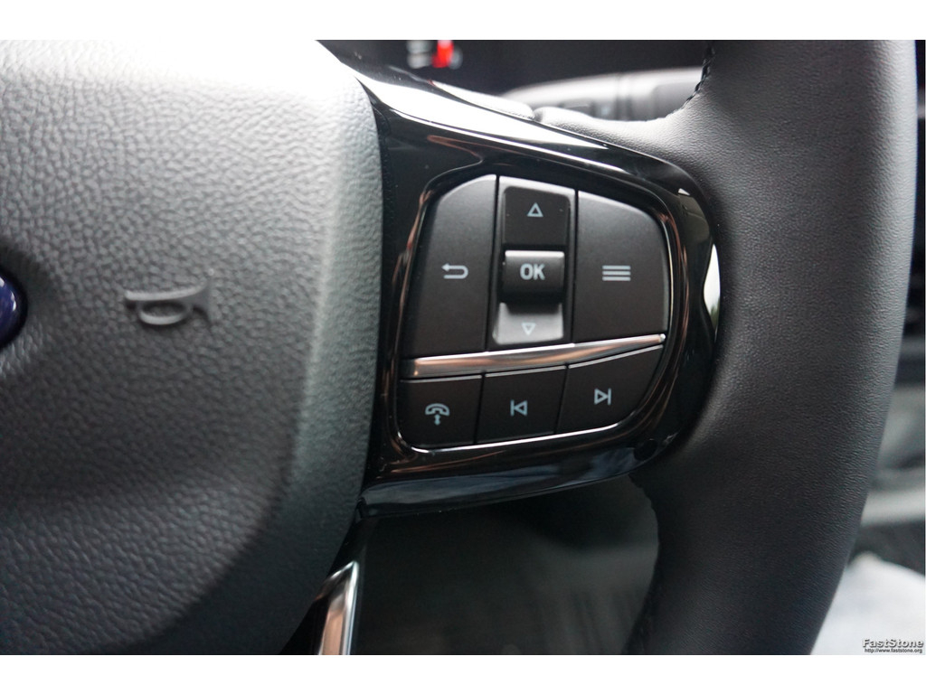 47968432-ford-transit-custom-13