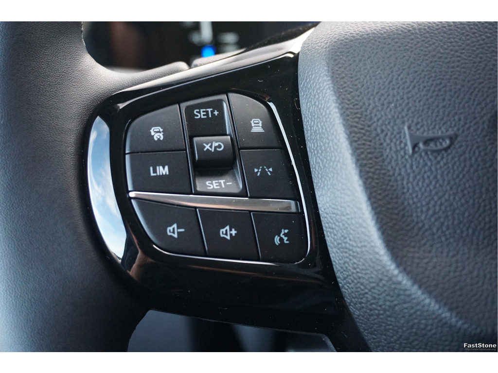 48125009-ford-transit-custom-17