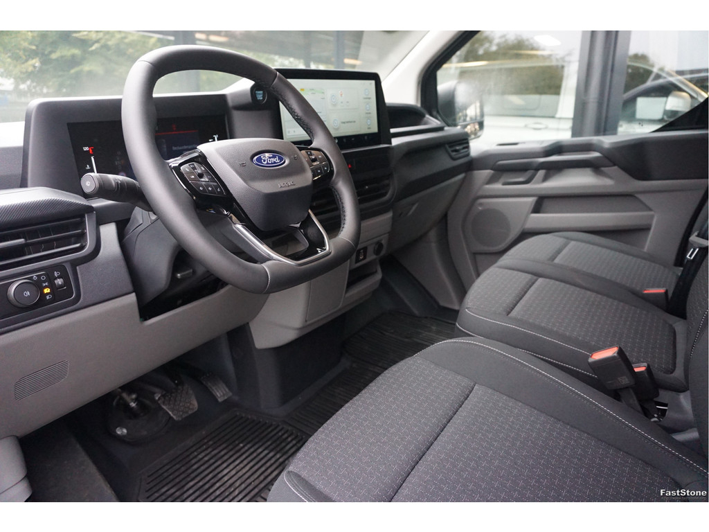 48131287-ford-transit-custom-8