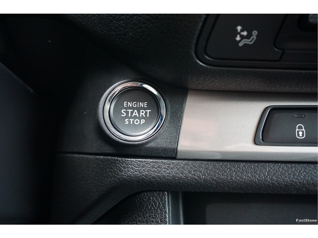 48617805-citroen-jumpy-18