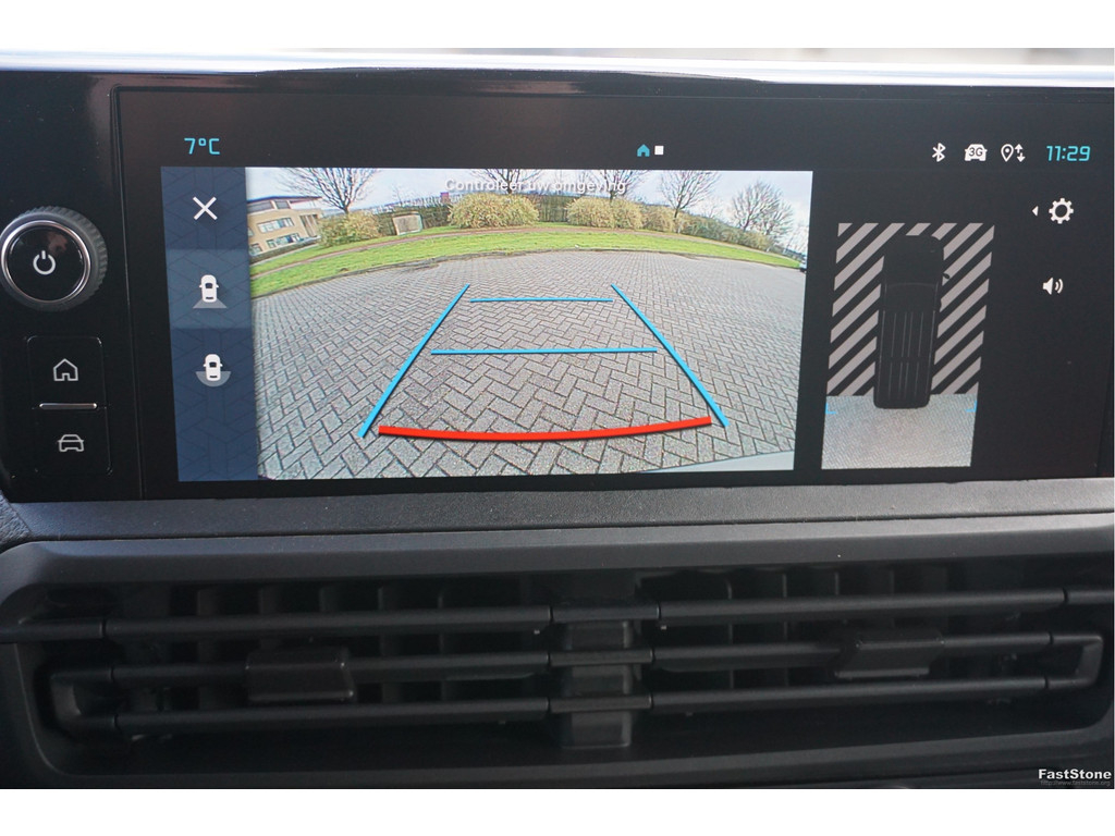 49621514-citroen-jumpy-13