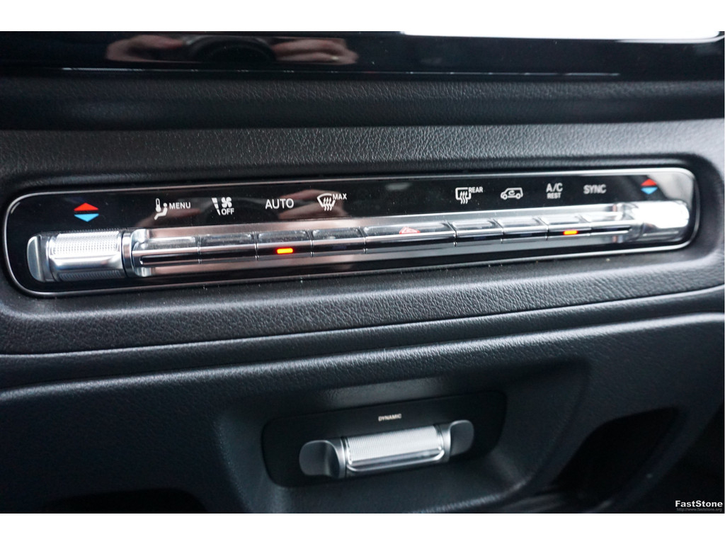 49980848-mercedes-benz-vito-14