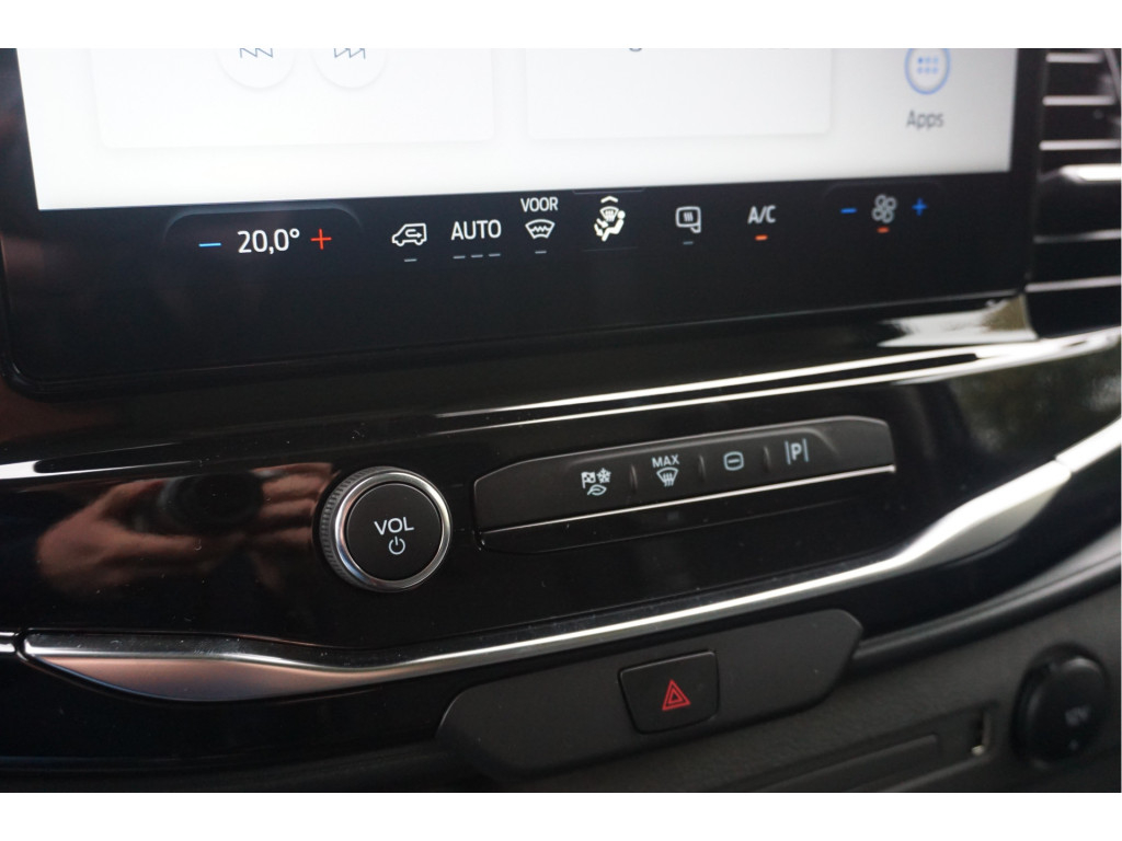 50188003-ford-transit-13