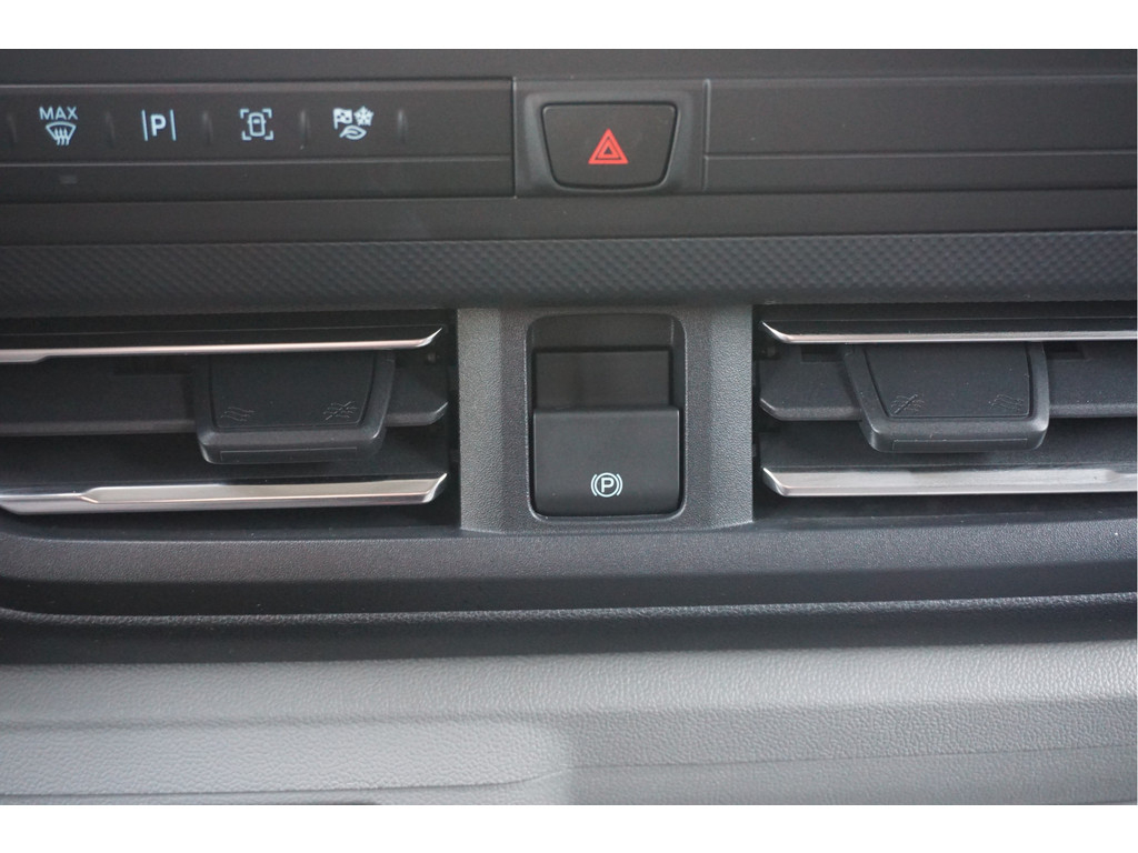 50189958-ford-transit-custom-21