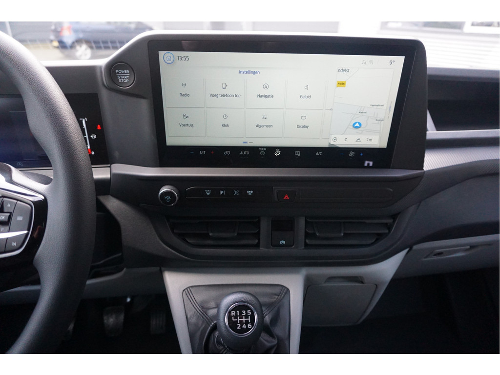 50594693-ford-transit-custom-11