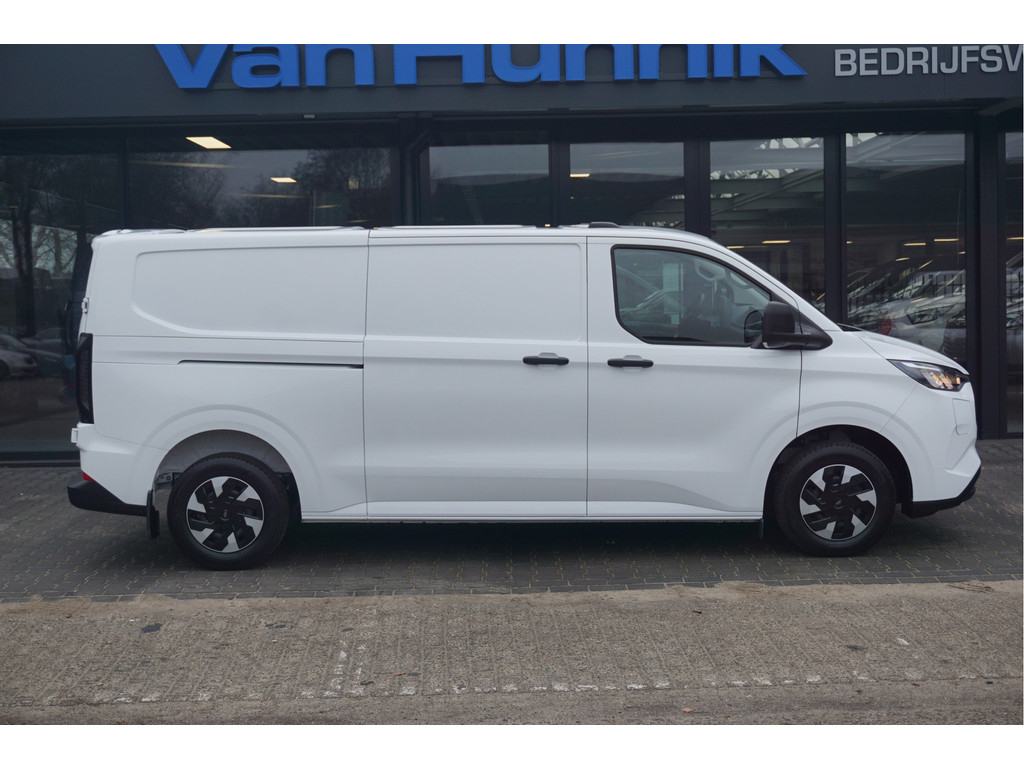 50654097-ford-transit-custom-5