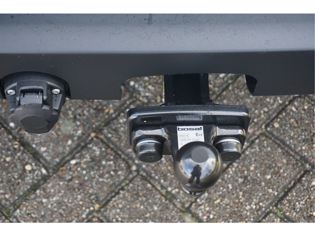 50654468-ford-transit-custom-16