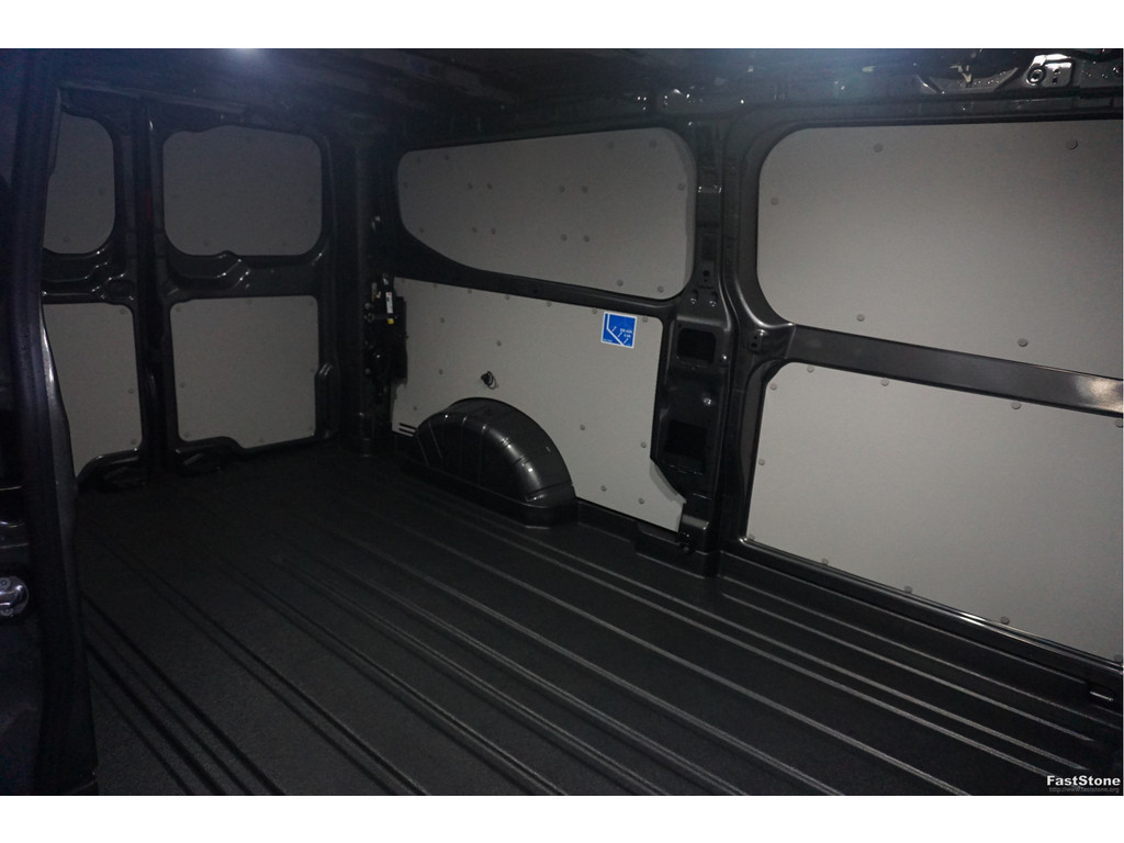 50989386-ford-transit-custom-8