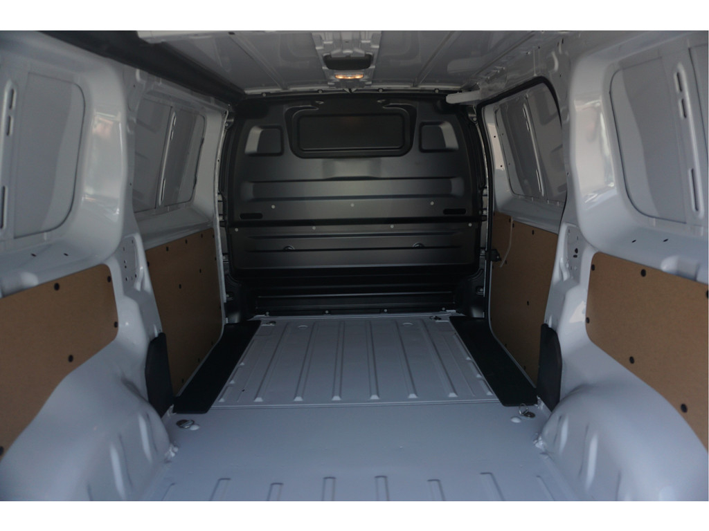 51023751-peugeot-expert-7