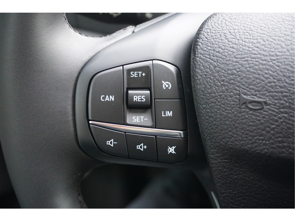 51415053-ford-transit-12