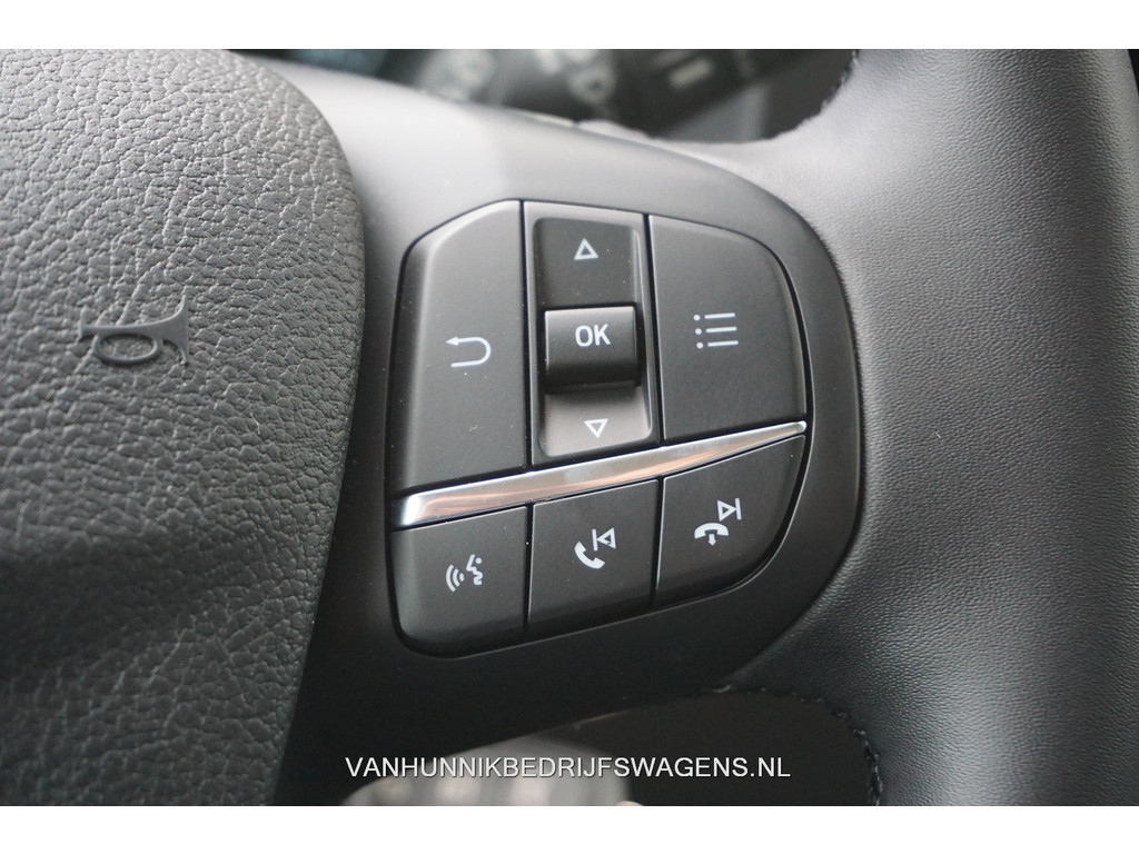 51415053-ford-transit-8