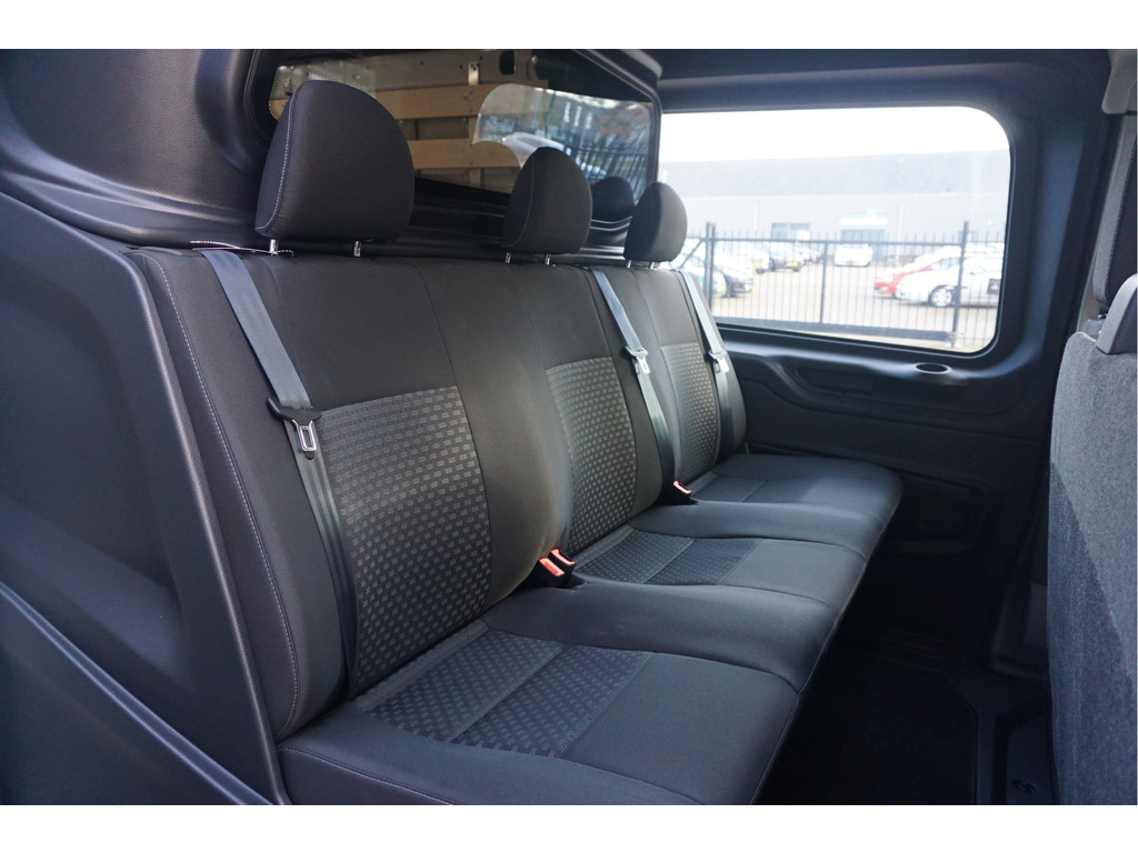 51533616-ford-transit-13