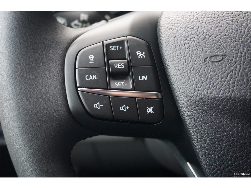 51584247-ford-transit-15